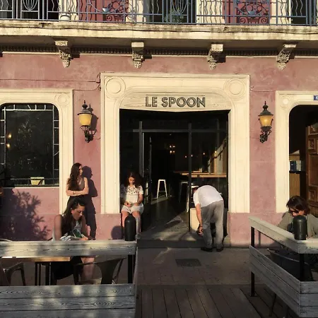 Splendide T2 Neuf Coocoonig Avec Petit Patio *